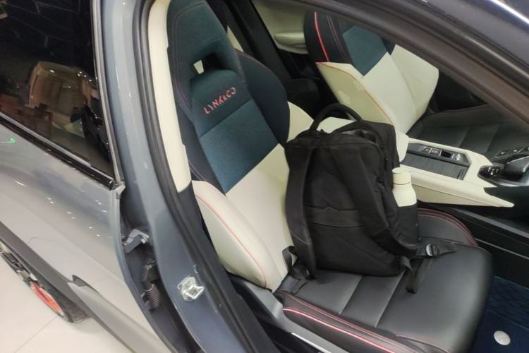 Used Lynk & Co 06 2020 1.5T YAO Halo Right Front Seat