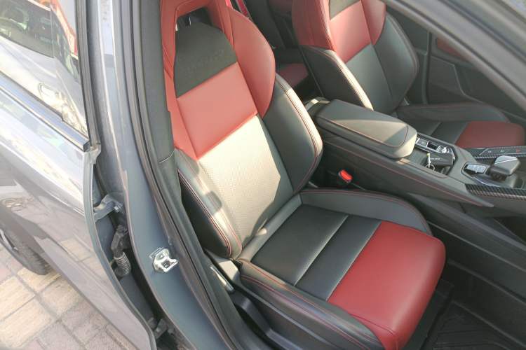 Used Lynk & Co 06 2020 1.5T JinPro model Right Front Seat