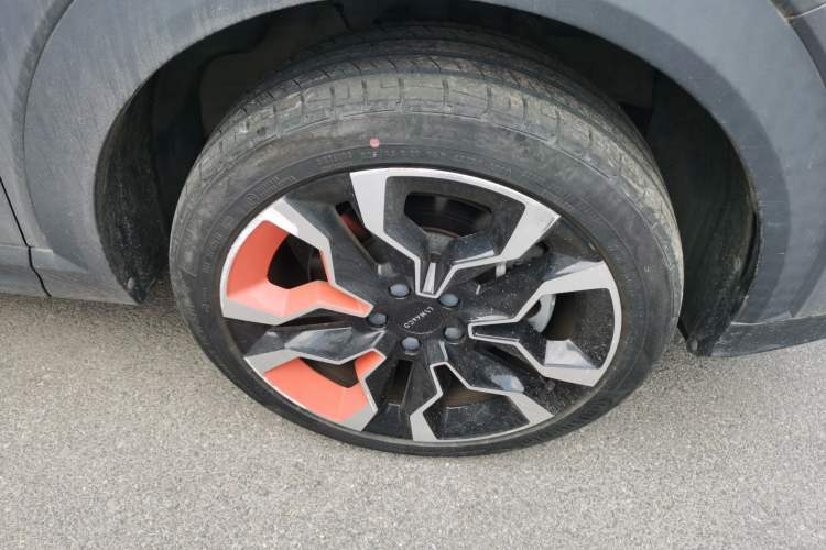 Used Lynk & Co 06 2020 1.5T YAO Halo Right Front Wheel Hub
