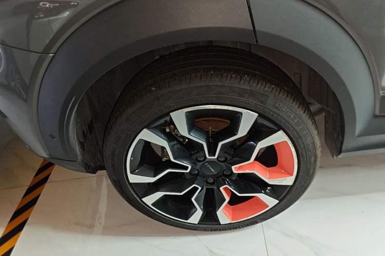 Used Lynk & Co 06 2020 1.5T YAO Halo Right Rear Wheel Hub