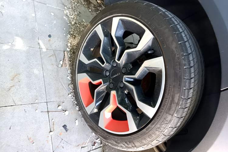 Used Lynk & Co 06 2020 1.5T YAO Halo Right Rear Wheel Hub