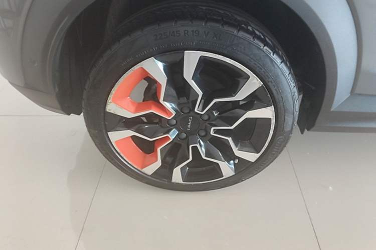 Used Lynk & Co 06 2020 1.5T YAO Halo Right Rear Wheel Hub