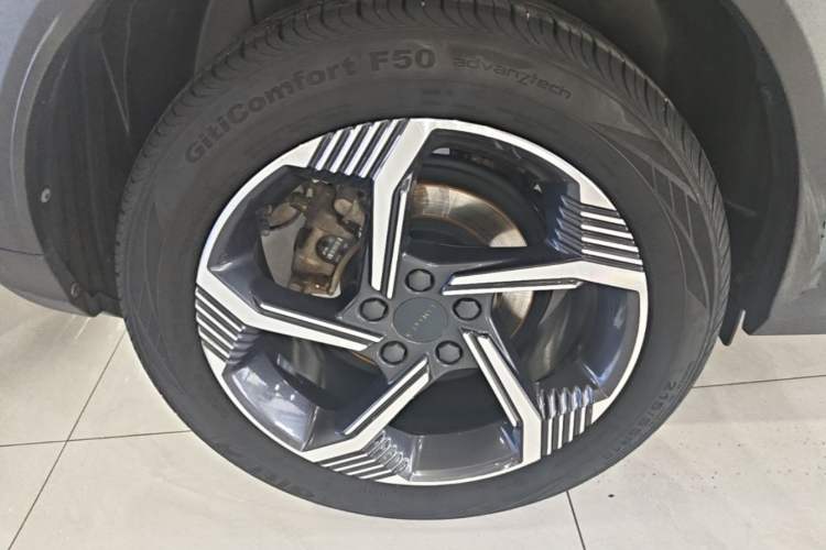 Used Lynk & Co 06 2020 1.5T JinPro model Right Rear Wheel Hub