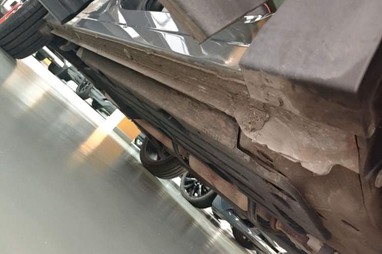 Used Lynk & Co 06 2020 1.5T YAO Halo Right Side Sill