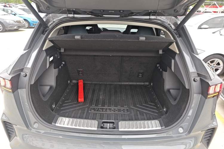 Used Lynk & Co 06 2020 1.5T YAO Halo Trunk