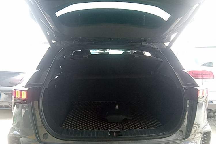 Used Lynk & Co 06 2020 1.5T JinPro model Trunk