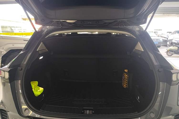 Used Lynk & Co 06 2020 1.5T Type Plus Trunk