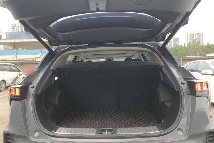 Used Lynk & Co 06 2020 1.5T YAO Halo Trunk