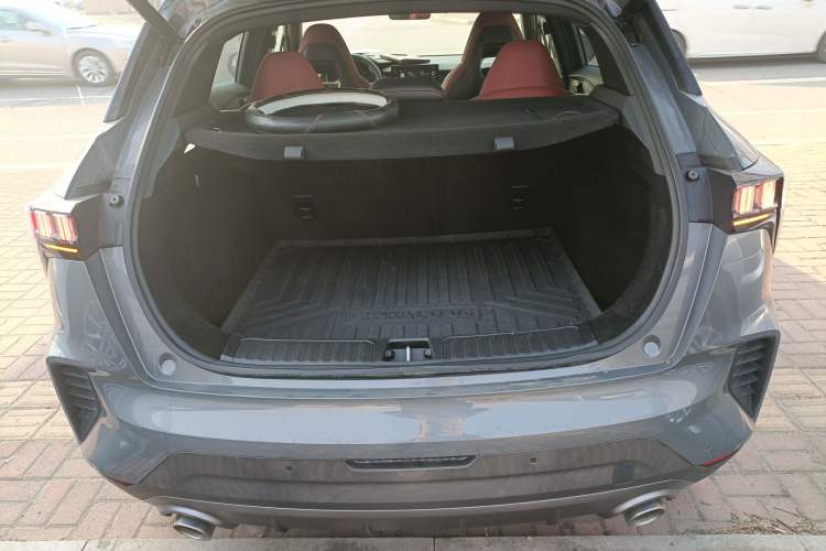 Used Lynk & Co 06 2020 1.5T JinPro model Trunk
