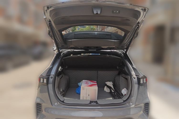 Used Lynk & Co 06 2020 1.5T JinPro model Trunk