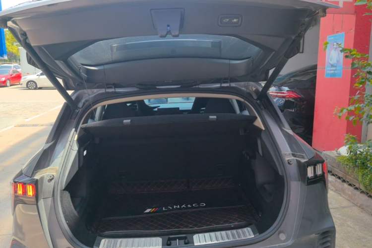 Used Lynk & Co 06 2020 1.5T YAO Halo Trunk