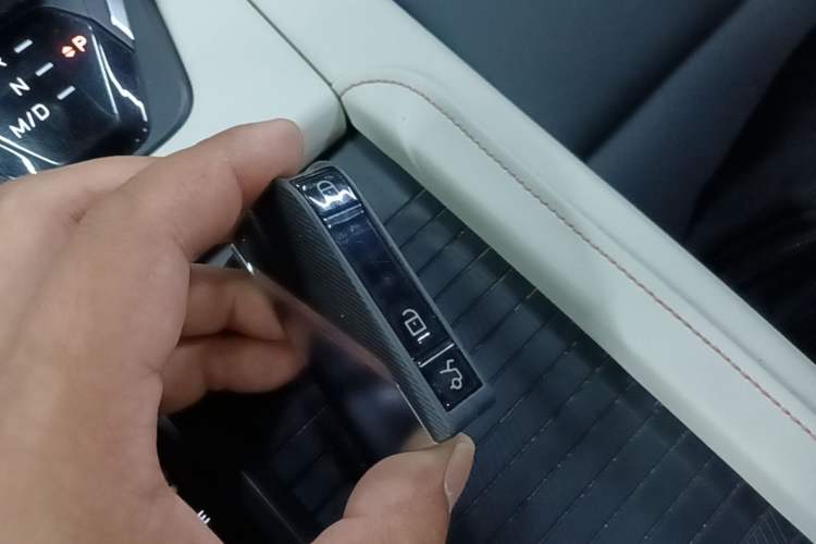 Used Lynk & Co 06 2020 1.5T YAO Halo Vehicle Key