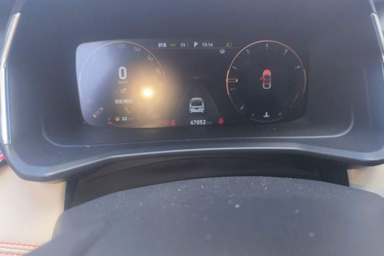 Used Lynk & Co 06 2020 1.5T YAO Halo Odometer Close Up