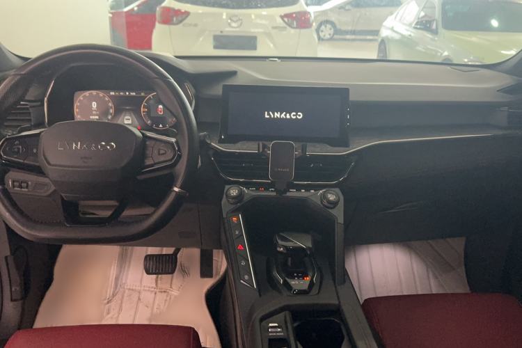 Used Lynk & Co 06 2020 1.5T JinPro model Interior 3