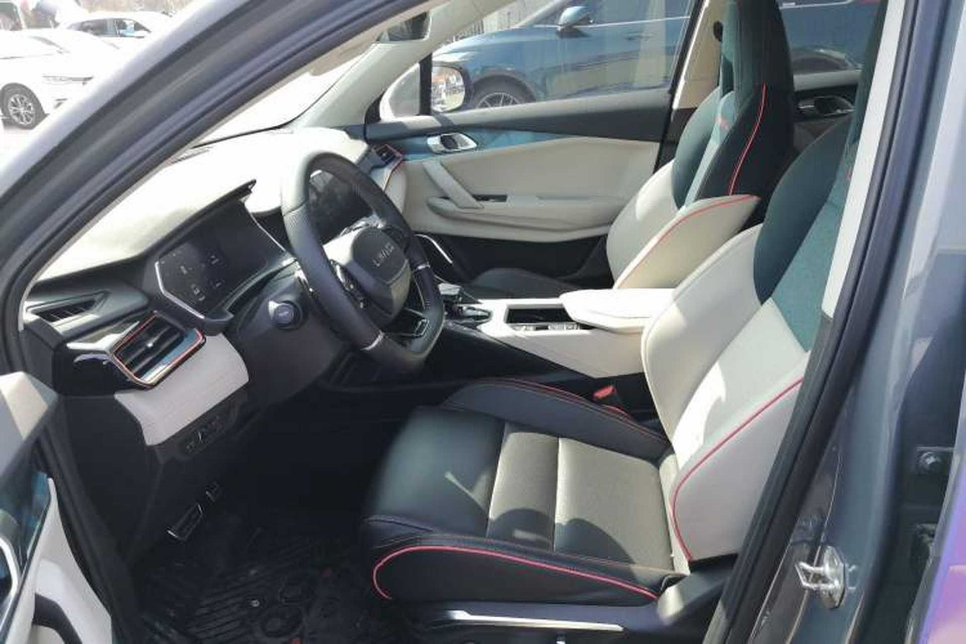 Used Lynk & Co 06 2020 1.5T YAO Halo Left Front Seat