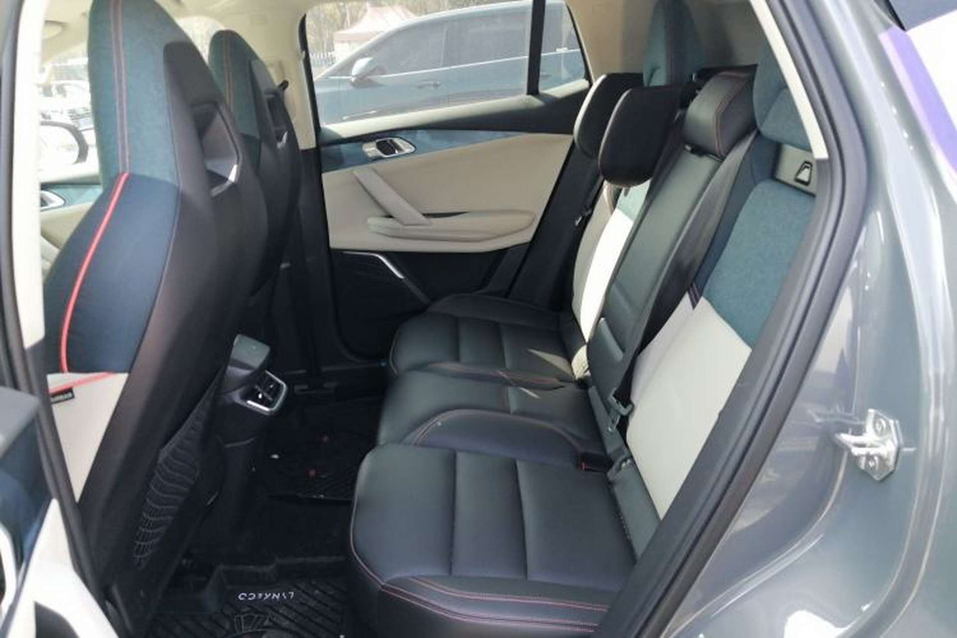 Used Lynk & Co 06 2020 1.5T YAO Halo Left Rear Seat
