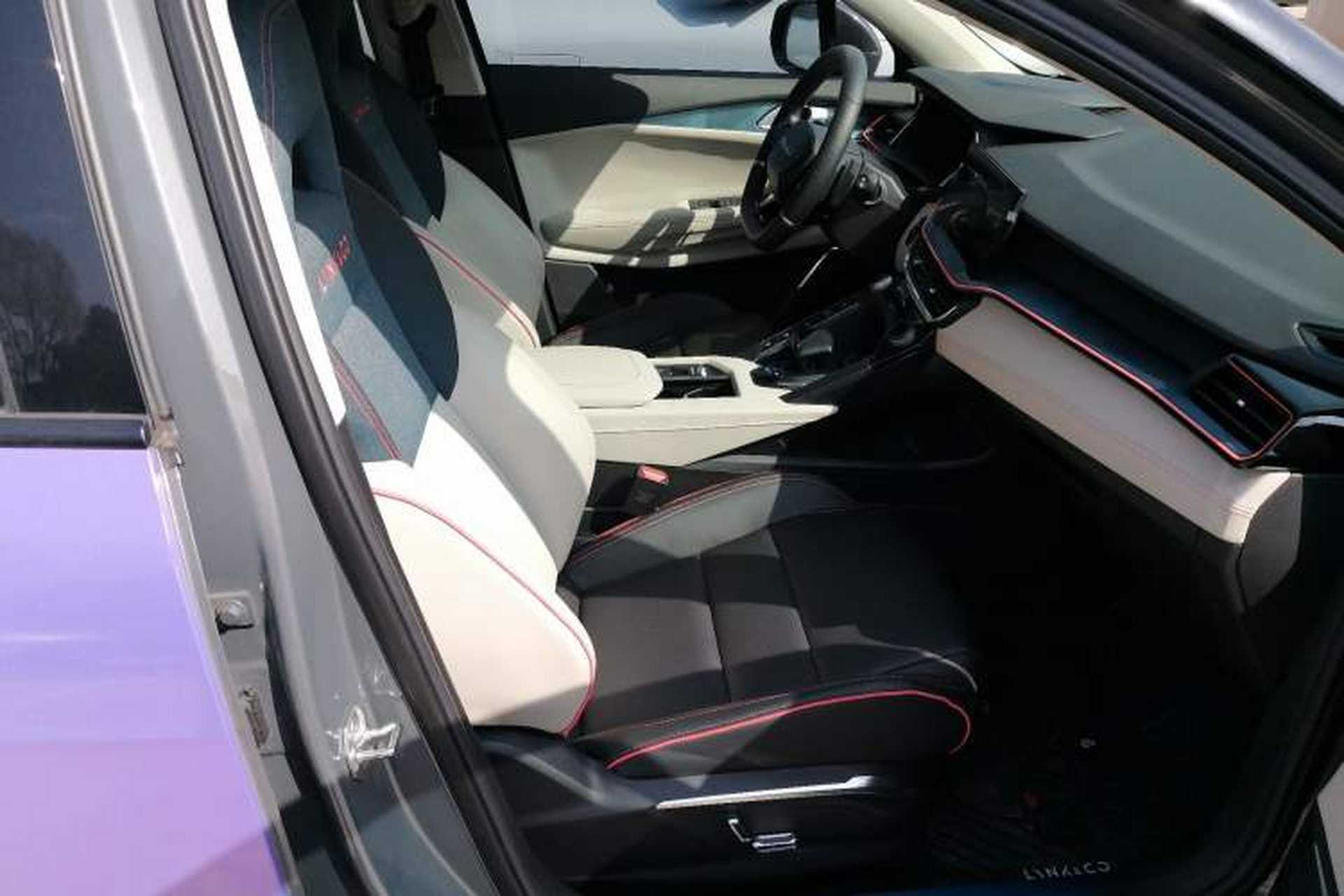Used Lynk & Co 06 2020 1.5T YAO Halo Right Front Seat