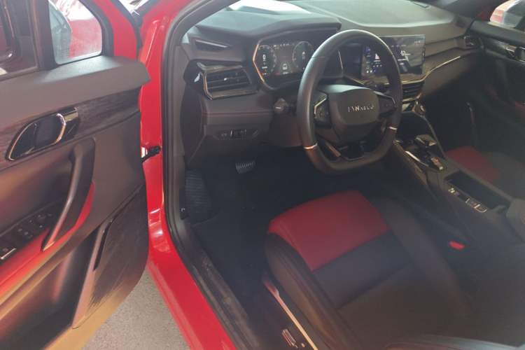 Used Lynk & Co 06 2020 1.5T JinPro model Interior 3