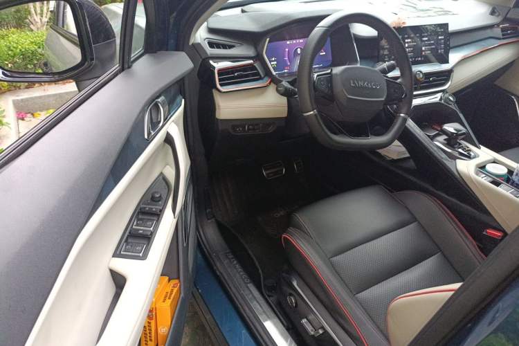 Used Lynk & Co 06 2020 1.5T YAO Halo Driver Seat