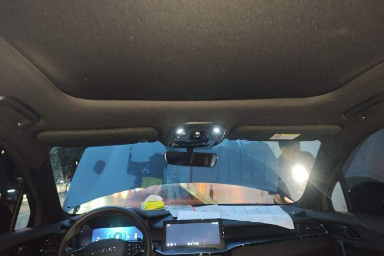 Used Lynk & Co 06 2020 1.5T JinPro model Headliner