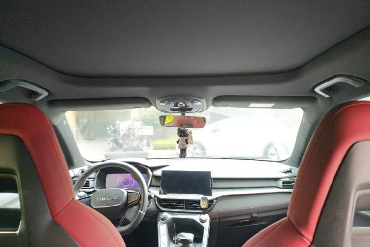Used Lynk & Co 06 2020 1.5T JinPro model Headliner