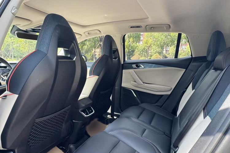 Used Lynk & Co 06 2020 1.5T YAO Halo Interior 1