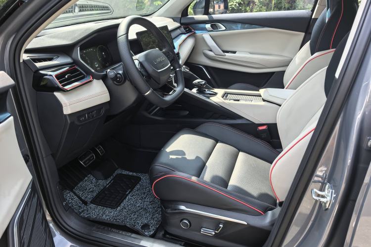 Used Lynk & Co 06 2020 1.5T YAO Halo Interior 10