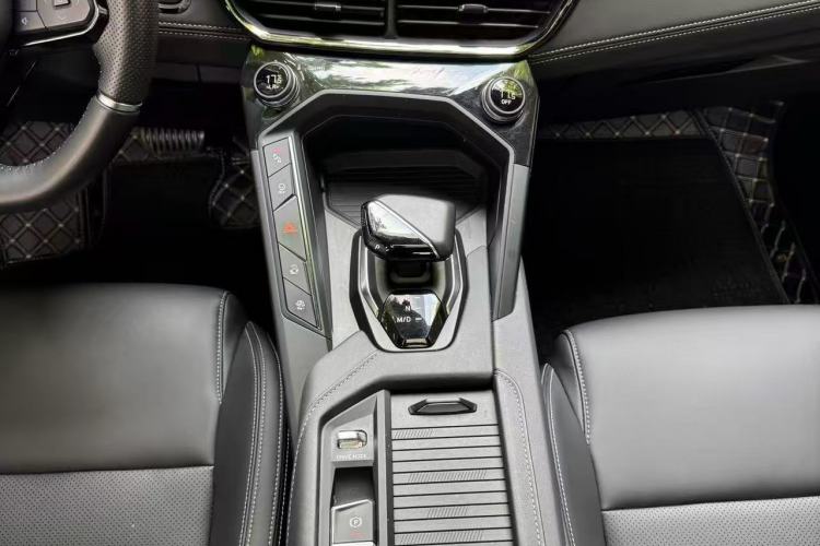 Used Lynk & Co 06 2020 1.5T JinPro model Interior 2
