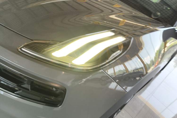 Used Lynk & Co 06 2020 1.5T JinPro model Left Front Headlight