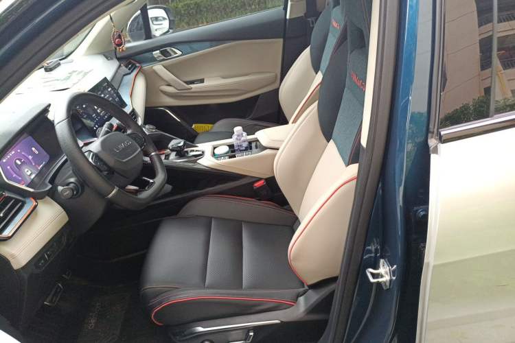 Used Lynk & Co 06 2020 1.5T YAO Halo Left Front Seat