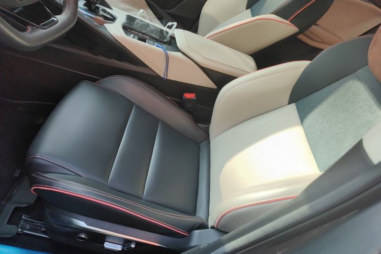 Used Lynk & Co 06 2020 1.5T YAO Halo Left Front Seat