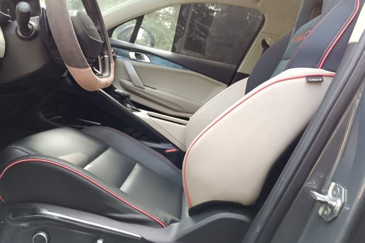 Used Lynk & Co 06 2020 1.5T YAO Halo Left Front Seat