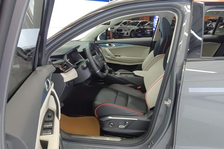Used Lynk & Co 06 2020 1.5T YAO Halo Left Front Seat