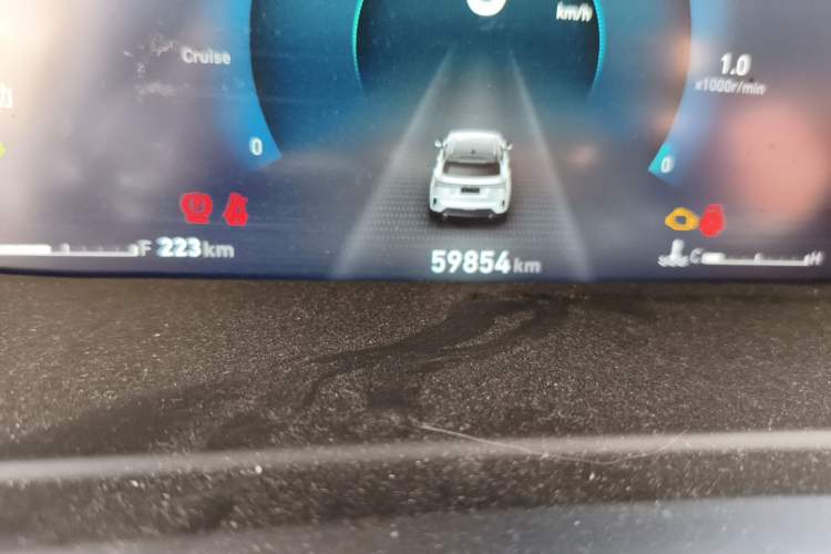 Used Lynk & Co 06 2020 1.5T YAO Halo Odometer Close Up