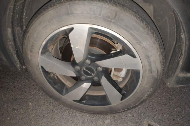 Used Lynk & Co 06 2020 1.5T JinPro model Right Front Wheel Hub