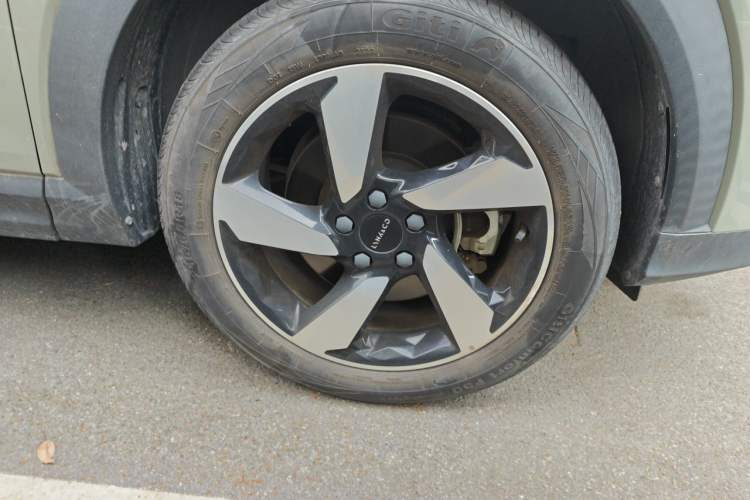 Used Lynk & Co 06 2020 1.5T JinPro model Right Front Wheel Hub
