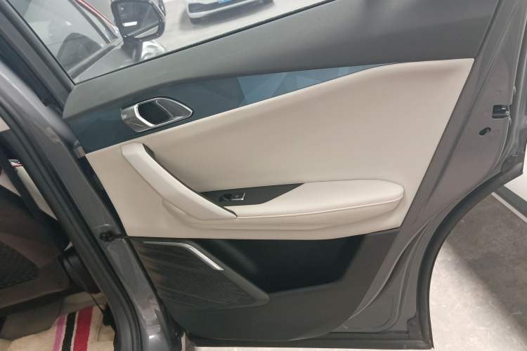 Used Lynk & Co 06 2020 1.5T YAO Halo Right Rear Door Interior