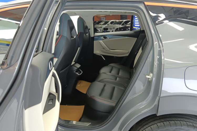 Used Lynk & Co 06 2020 1.5T YAO Halo Right Rear Seat