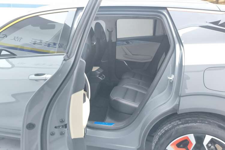 Used Lynk & Co 06 2020 1.5T YAO Halo Right Rear Seat