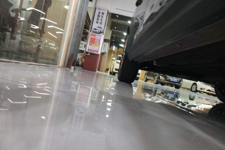 Used Lynk & Co 06 2020 1.5T YAO Halo Right Side Sill