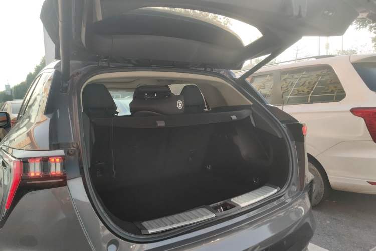 Used Lynk & Co 06 2020 1.5T YAO Halo Trunk