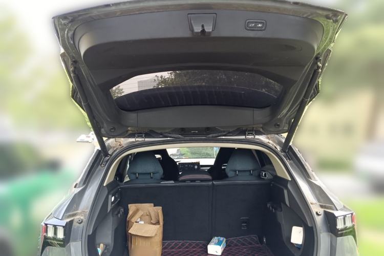 Used Lynk & Co 06 2020 1.5T YAO Halo Trunk