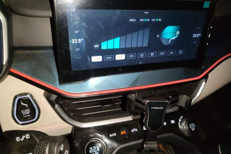 Used Lynk & Co 06 2020 1.5T YAO Halo Audio And AC Panel