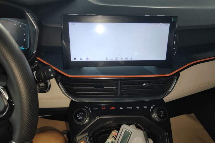 Used Lynk & Co 06 2020 1.5T YAO Halo Audio And AC Panel
