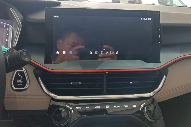 Used Lynk & Co 06 2020 1.5T YAO Halo Audio And AC Panel