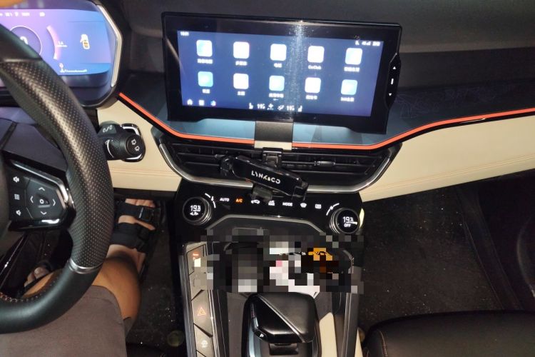 Used Lynk & Co 06 2020 1.5T YAO Halo Audio And AC Panel