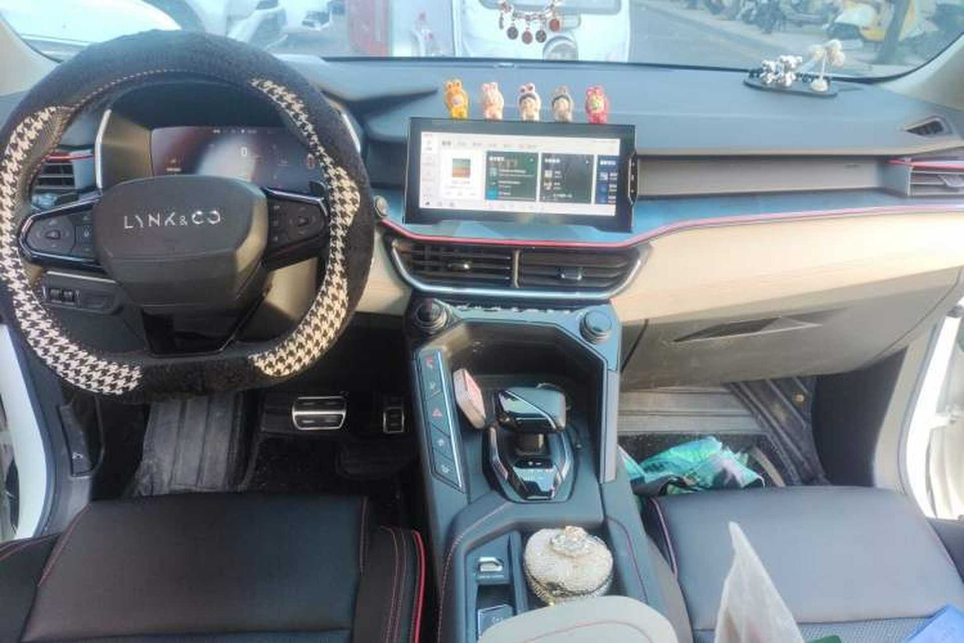 Used Lynk & Co 06 2020 1.5T YAO Halo Center Console
