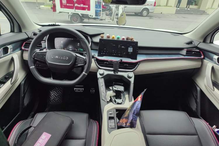 Used Lynk & Co 06 2020 1.5T YAO Halo Center Console