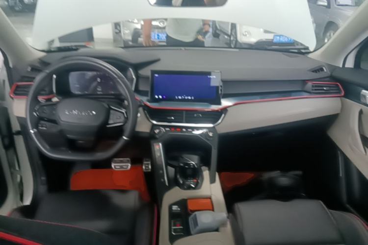 Used Lynk & Co 06 2020 1.5T YAO Halo Center Console