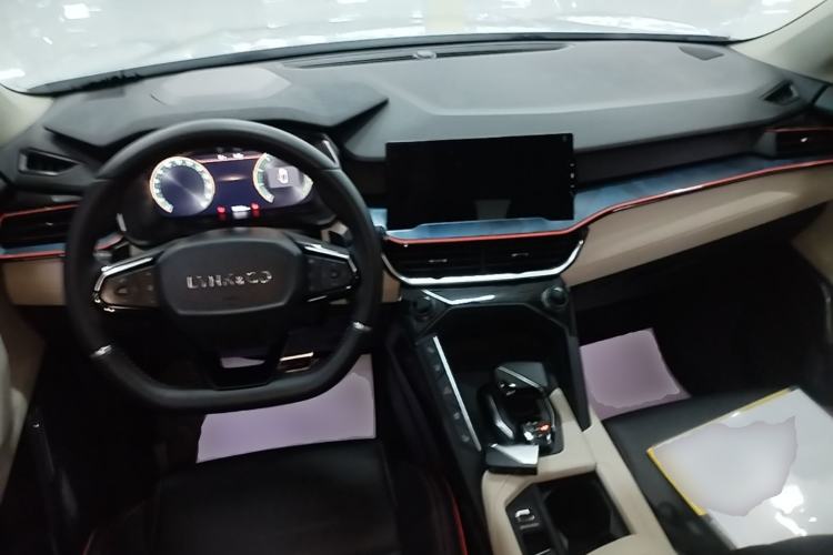 Used Lynk & Co 06 2020 1.5T YAO Halo Center Console
